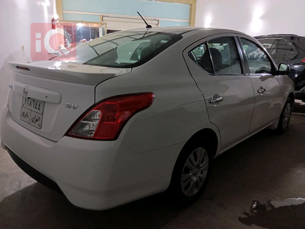 Nissan Versa